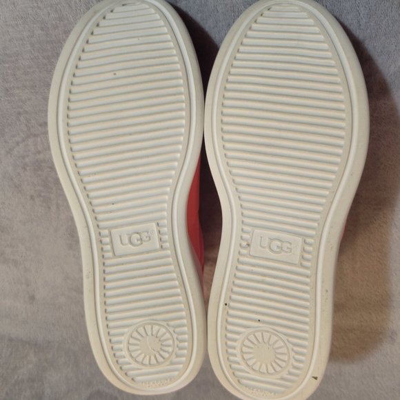 Ugg Neutra Chunky Platform Sneaker - Picture 4 of 4